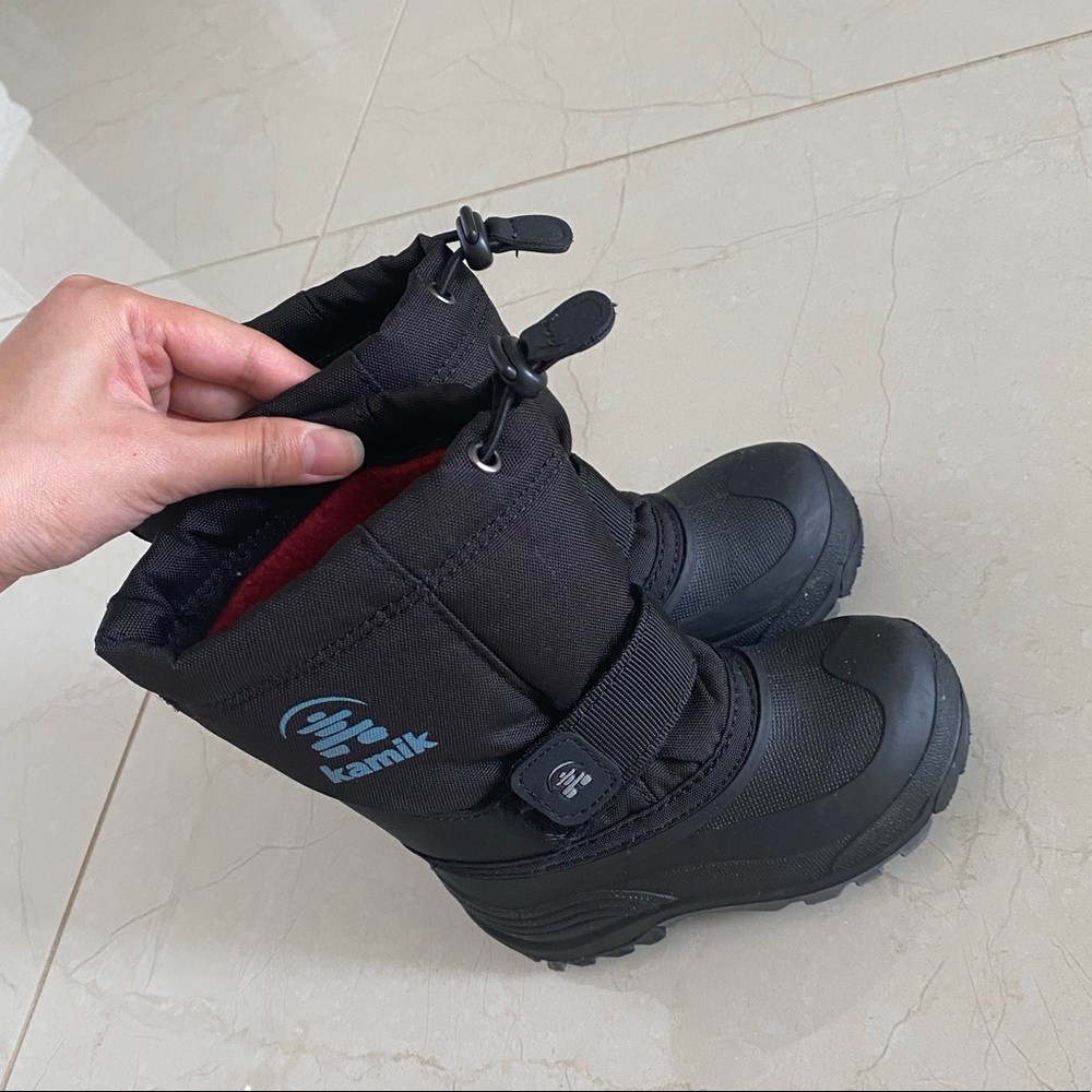 kamik boy winter snowboots size9